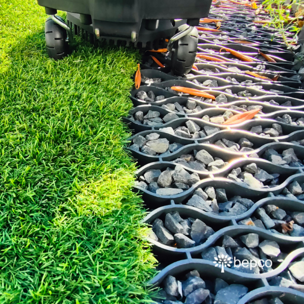 bepco Flexgitter - 5er Set - flexibles Rasengitter mit 15x Erdankern, für Garten & Wege – Bild 6