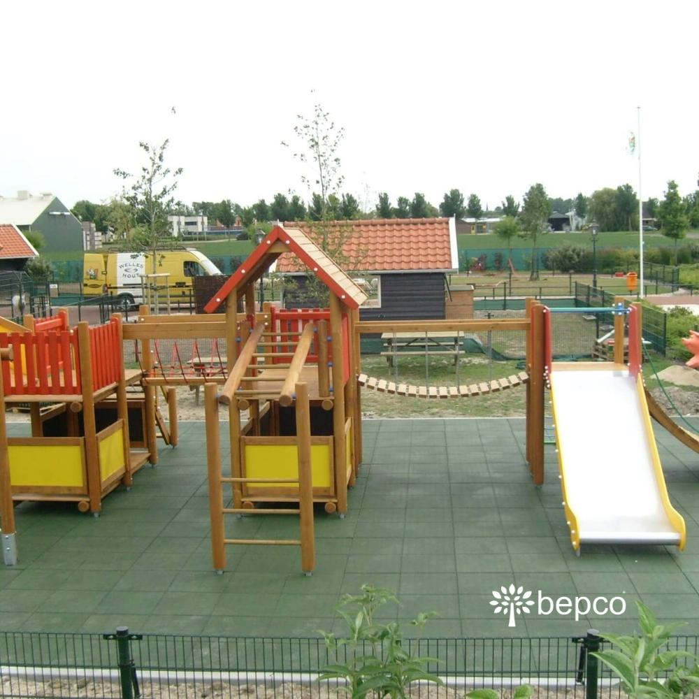 bepco Fallschutzmatte - 4er Set mit Verbindern (40x40x2,5cm) – Bild 12